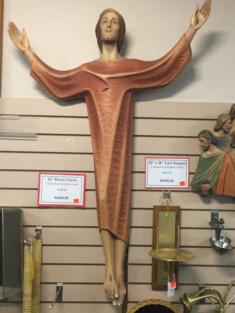 18cm Free Standing Crucifix Cross ASH WOOD Resin Jesus Corpus with 2cm Pewter Love Heart Token Brooch