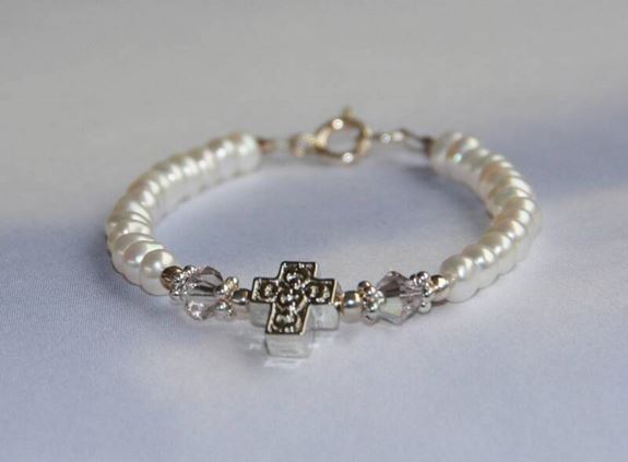Freshwater Pearls,Crystal and Cross Bracelet