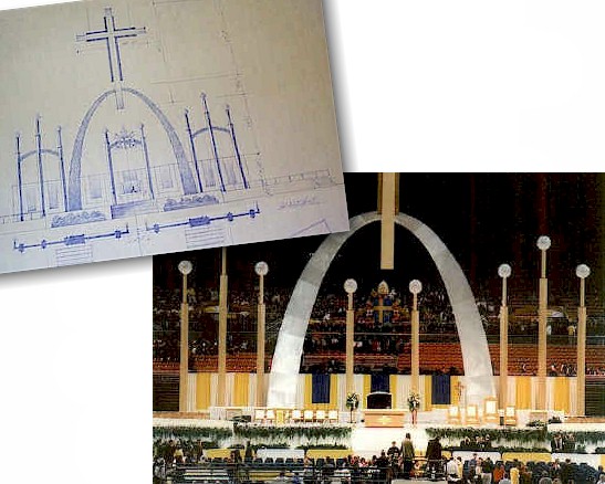 THE 1999 ST. LOUIS PAPAL ALTAR